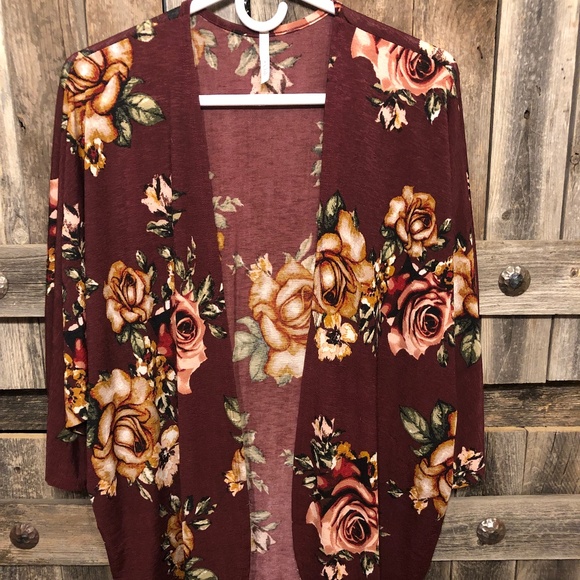 Lime & Chili Accessories - Rose Kimono